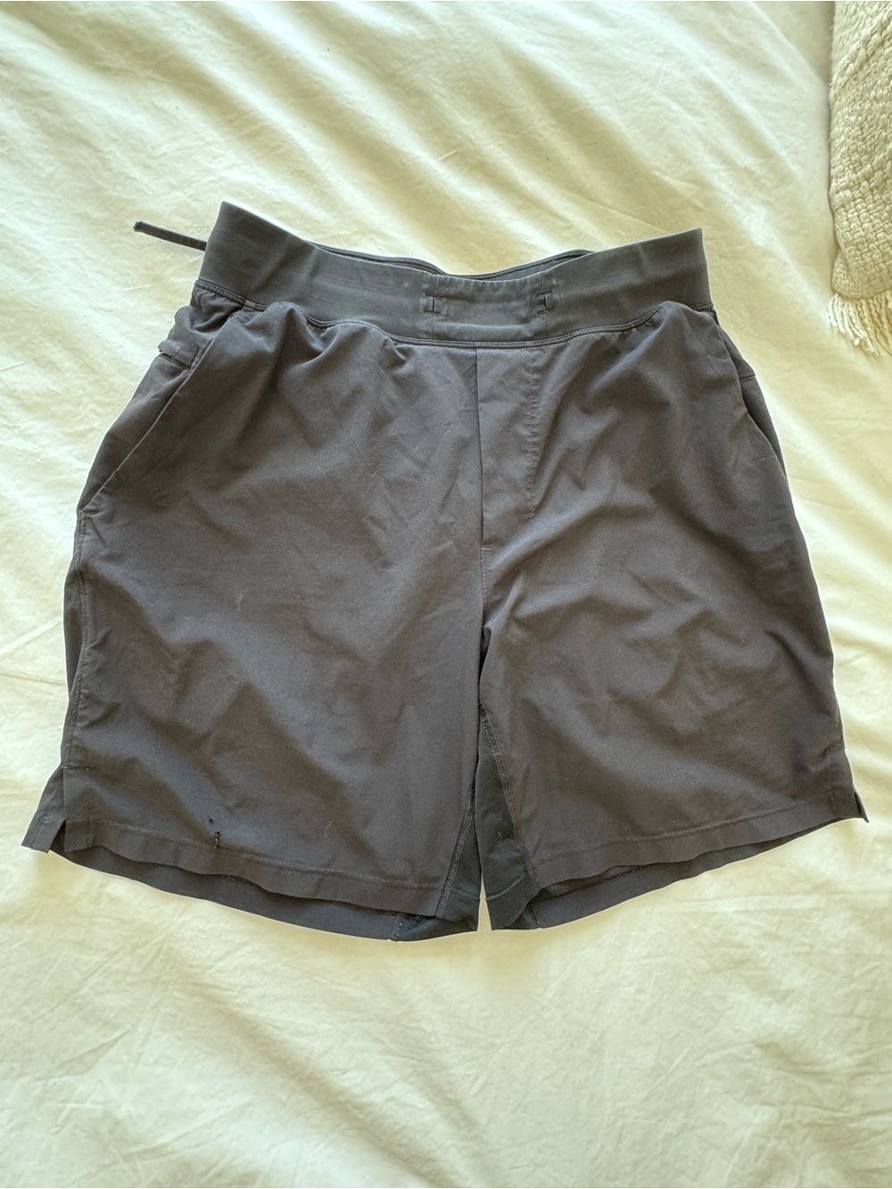 lululemon athletica Men's black Athletic Shorts